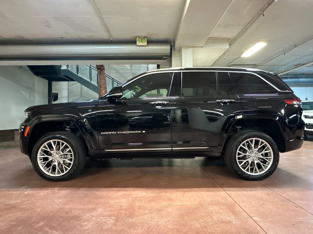 Used 2023 Jeep Grand Cherokee Summit 4xe SUV