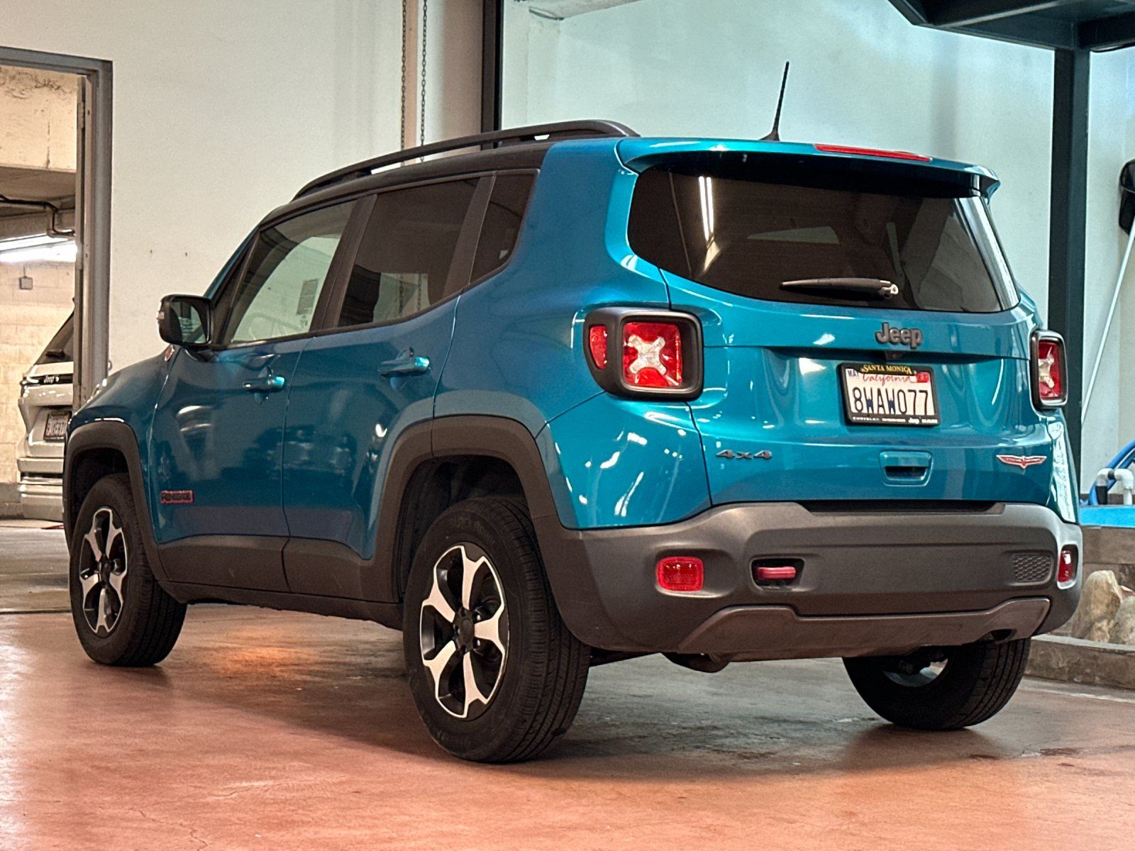 2021 Jeep Renegade Trailhawk photo 2