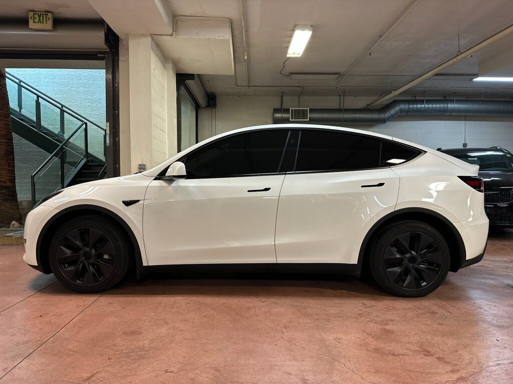 Used 2024 Tesla Model Y Long Range SUV