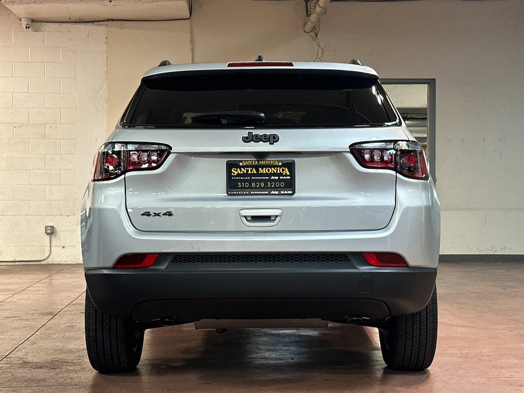 New 2026 Jeep Compass LATITUDE ALTITUDE 4X4 Sport Utility