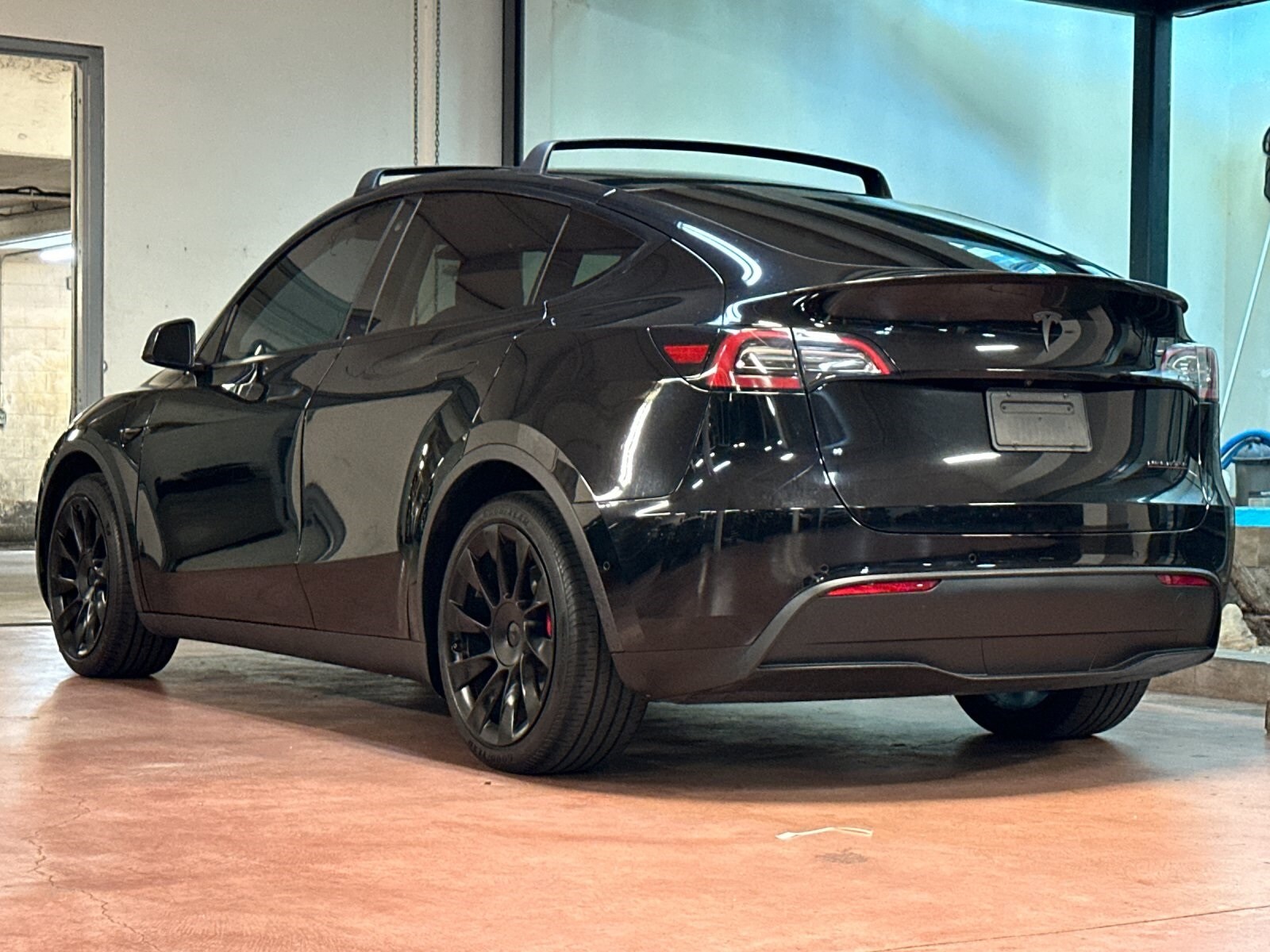 2021 Tesla Model Y Long Range photo 3