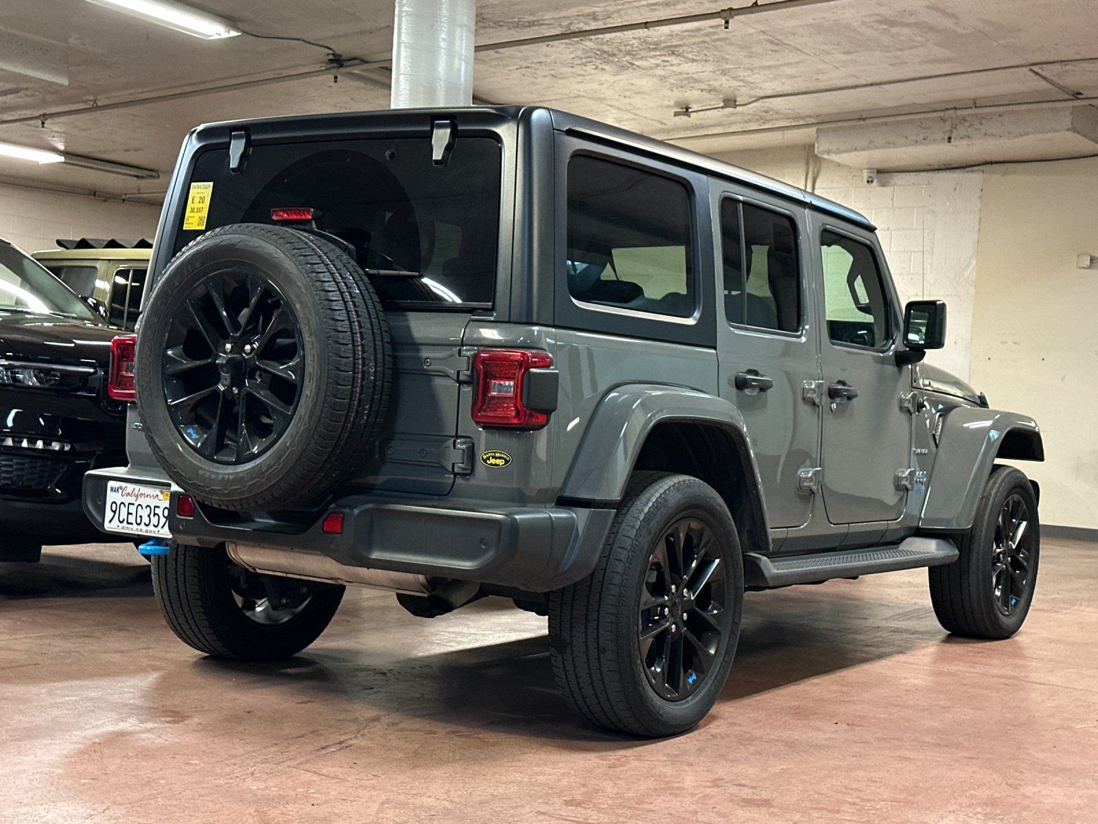 2022 Jeep Wrangler Unlimited Sahara 4xe photo 4