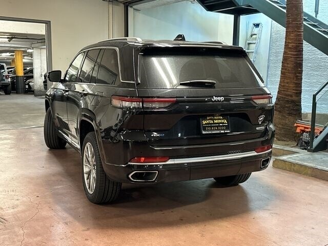 2023 Jeep Grand Cherokee Summit 4xe photo 3