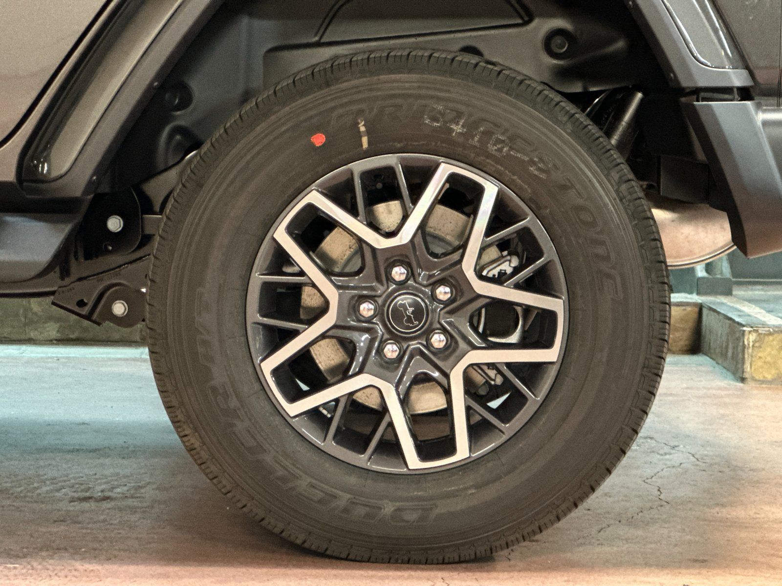 2025 Jeep Wrangler 4-Door Sahara - Photo 24