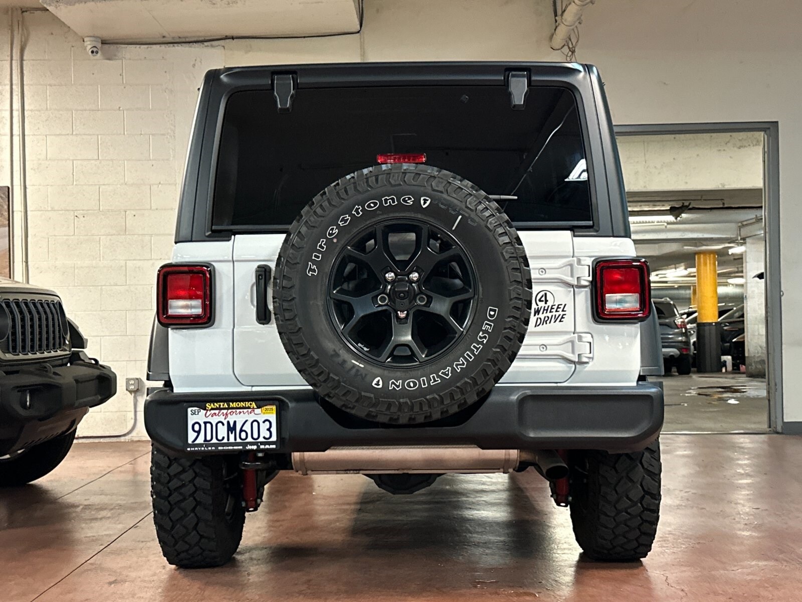 2022 Jeep Wrangler Unlimited Willys photo 3