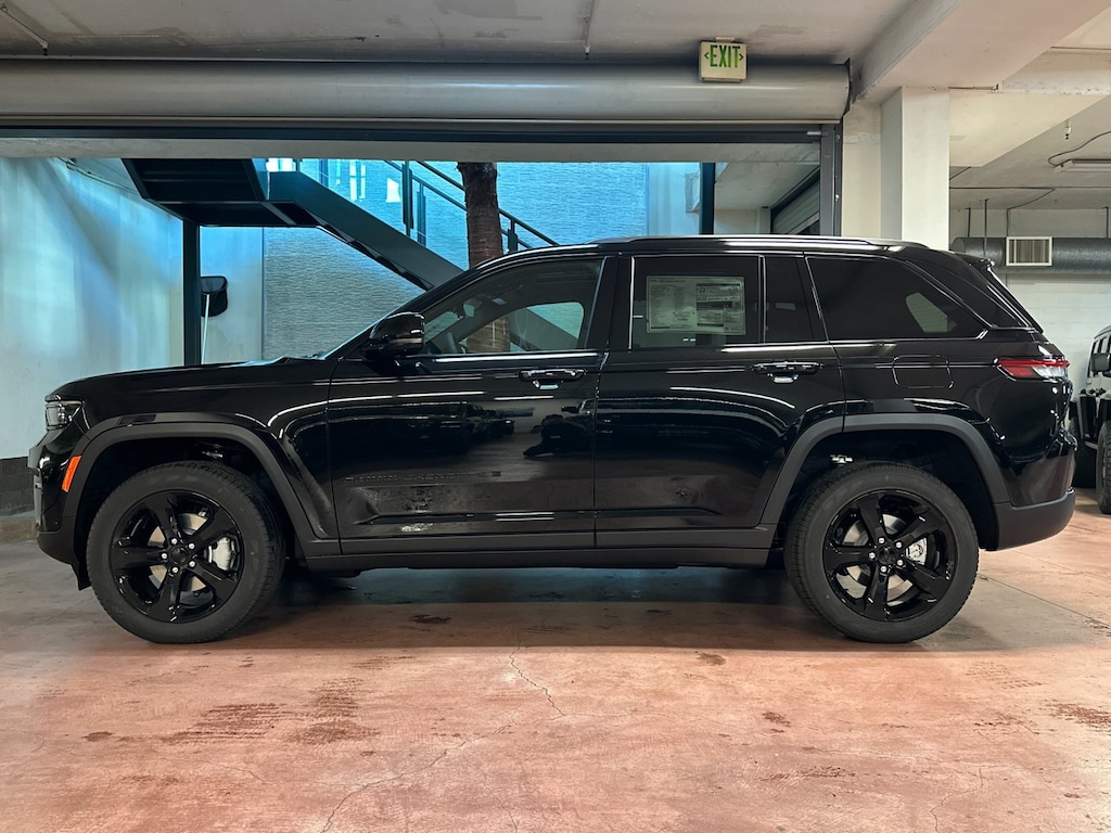 New 2025 Jeep Grand Cherokee LIMITED 4X4 Sport Utility