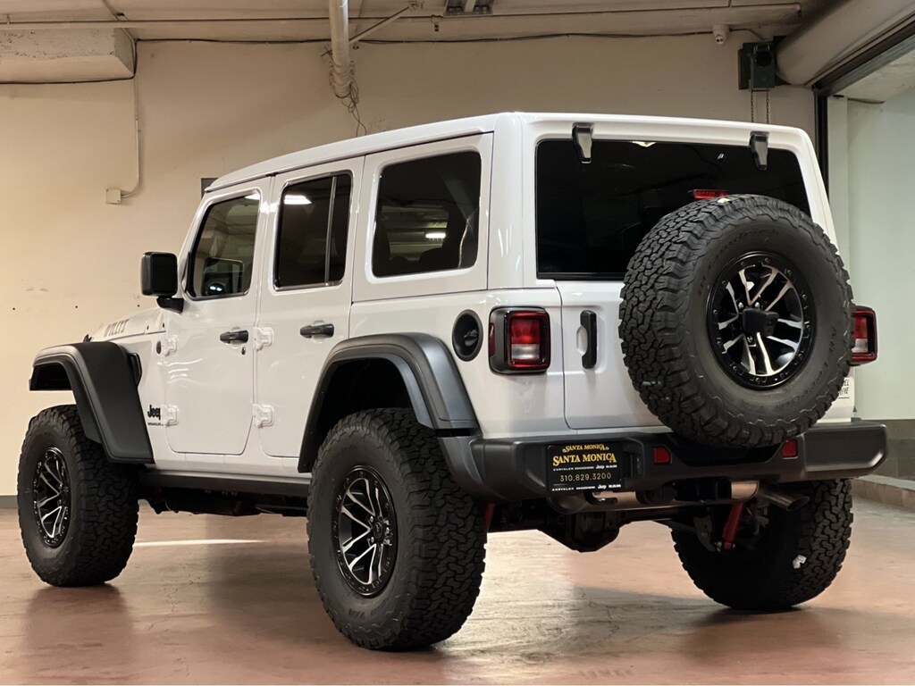 New 2026 Jeep Wrangler 4-DOOR WILLYS Sport Utility