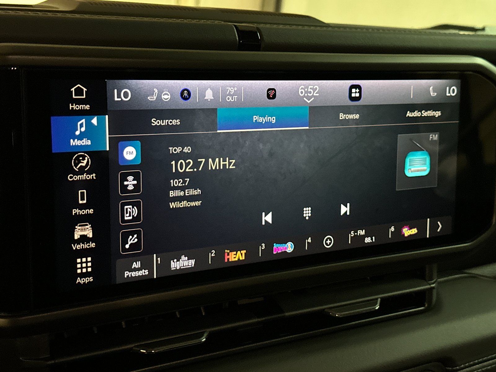 2025 Jeep Wrangler 4-Door Sahara - Photo 17