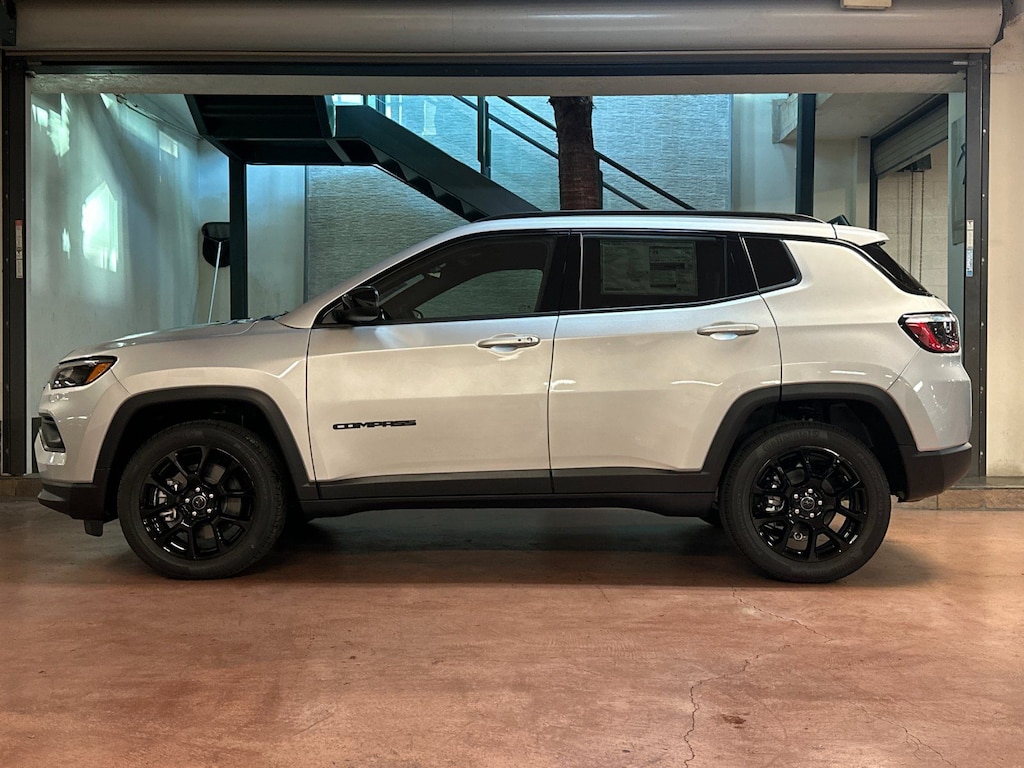 New 2026 Jeep Compass LATITUDE ALTITUDE 4X4 Sport Utility