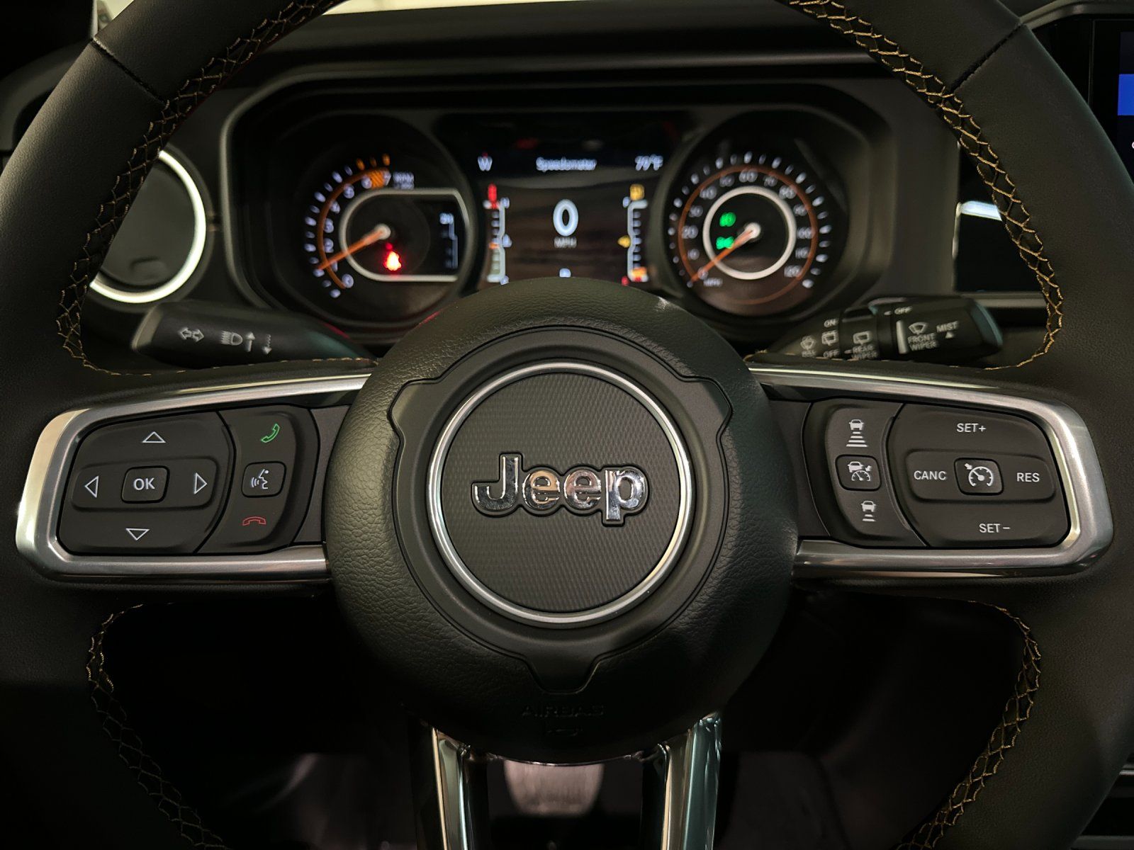 2025 Jeep Wrangler 4-Door Sahara - Photo 22