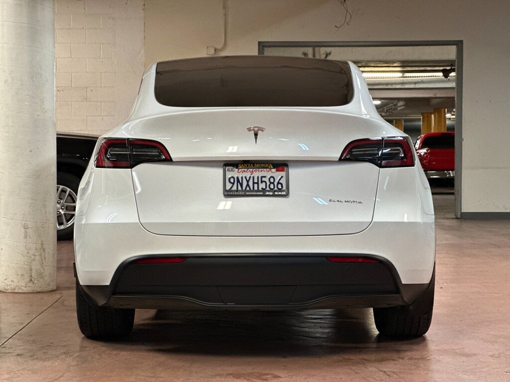 Used 2024 Tesla Model Y Long Range SUV