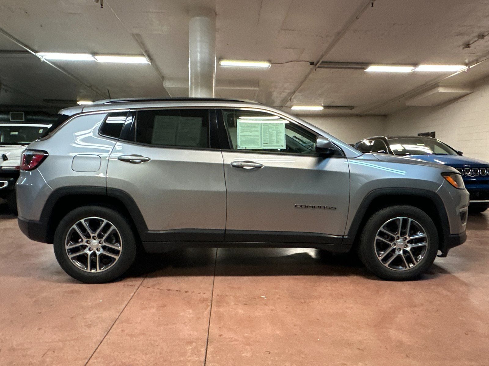 2020 Jeep Compass Latitude photo 5