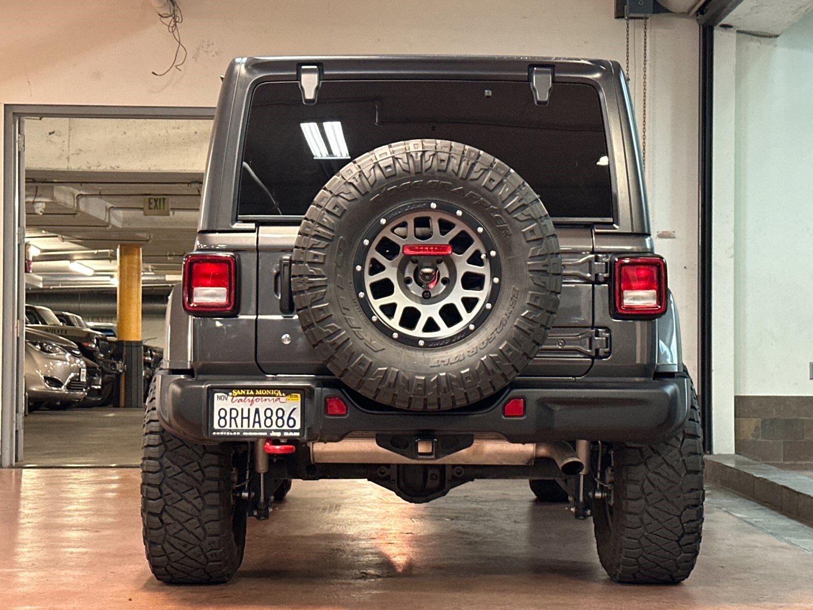 2018 Jeep Wrangler Unlimited Sahara photo 4