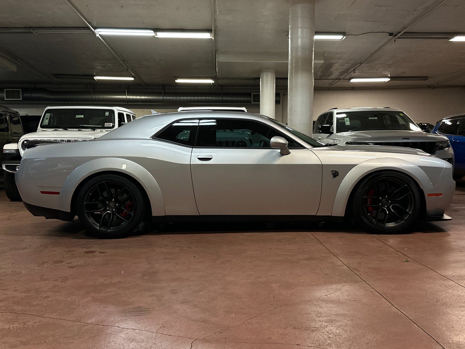 2023 Dodge Challenger SRT Hellcat Widebody photo 5