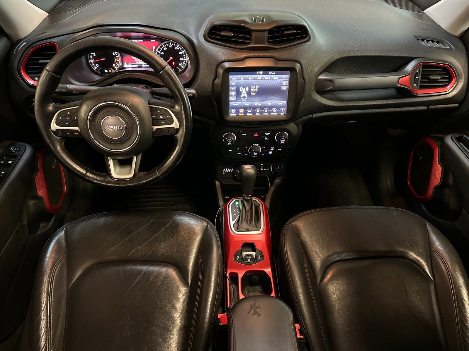 2021 Jeep Renegade Trailhawk - Photo 12