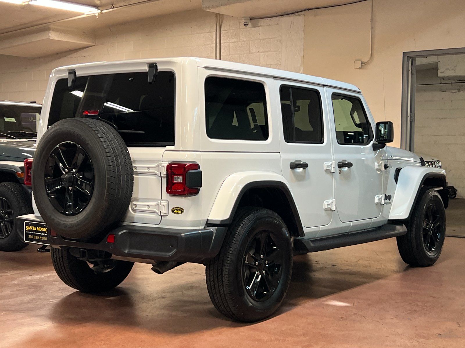 2020 Jeep Wrangler Unlimited Sahara photo 4