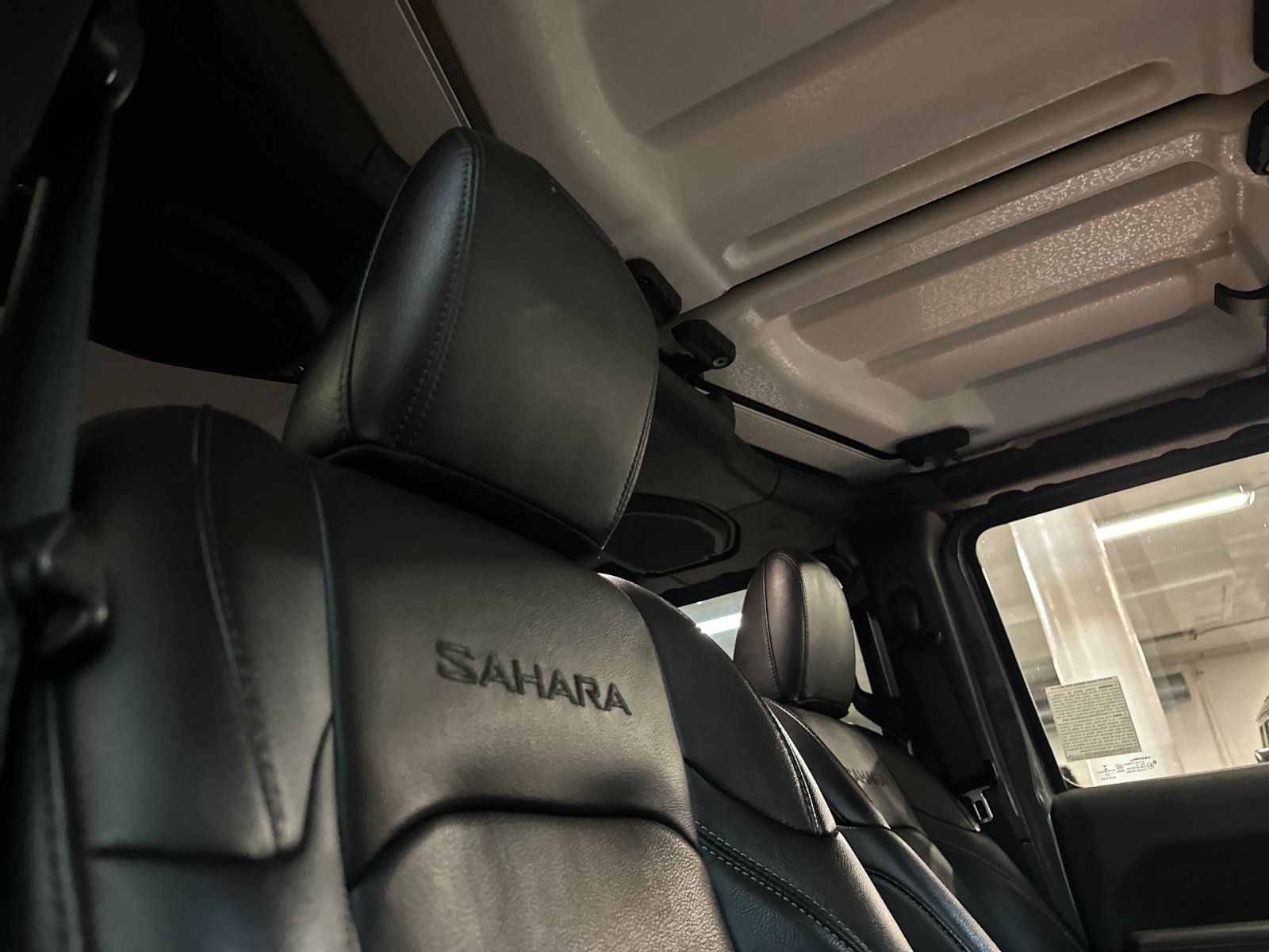 2022 Jeep Wrangler Unlimited Sahara 4XE - Photo 16