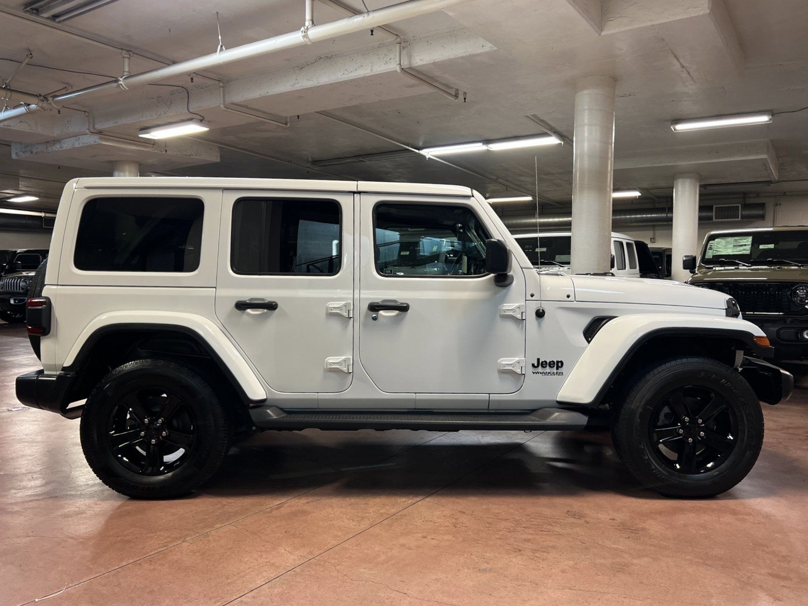 2020 Jeep Wrangler Unlimited Sahara photo 5