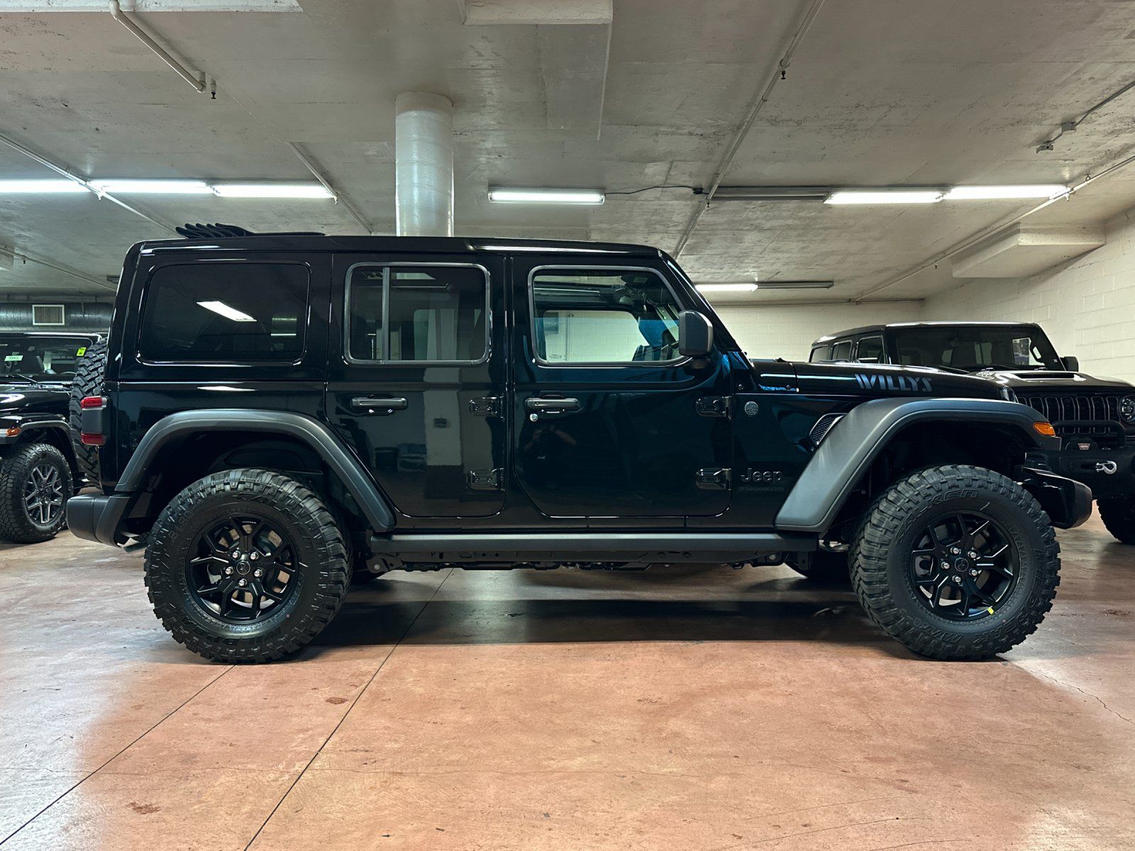 2025 Jeep Wrangler 4-Door Willys - Photo 6
