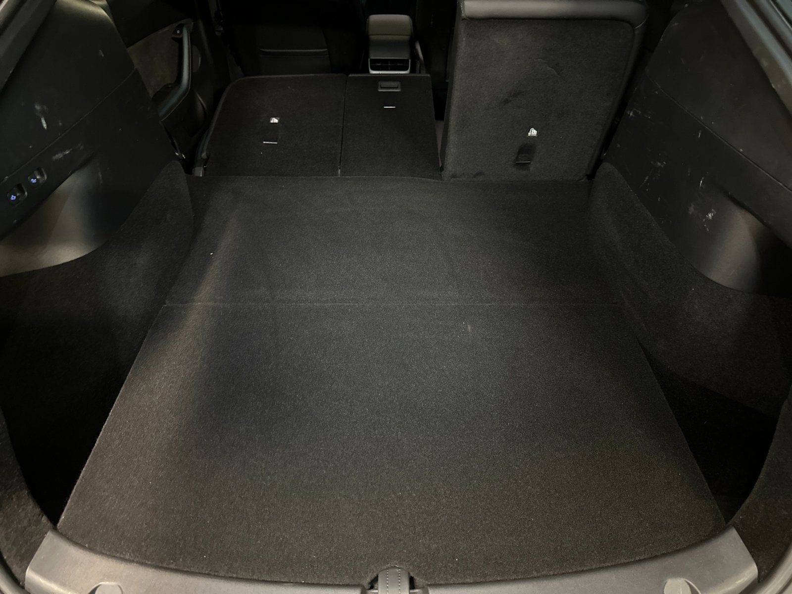 2021 Tesla Model Y Long Range - Photo 14