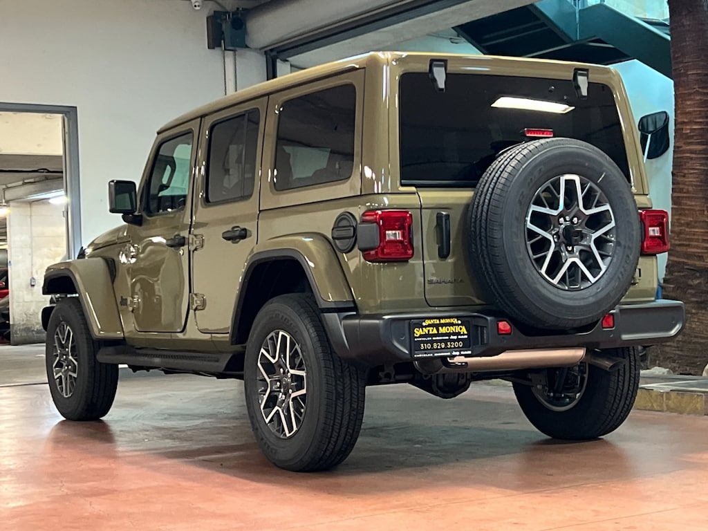 New 2026 Jeep Wrangler 4-DOOR SAHARA Sport Utility