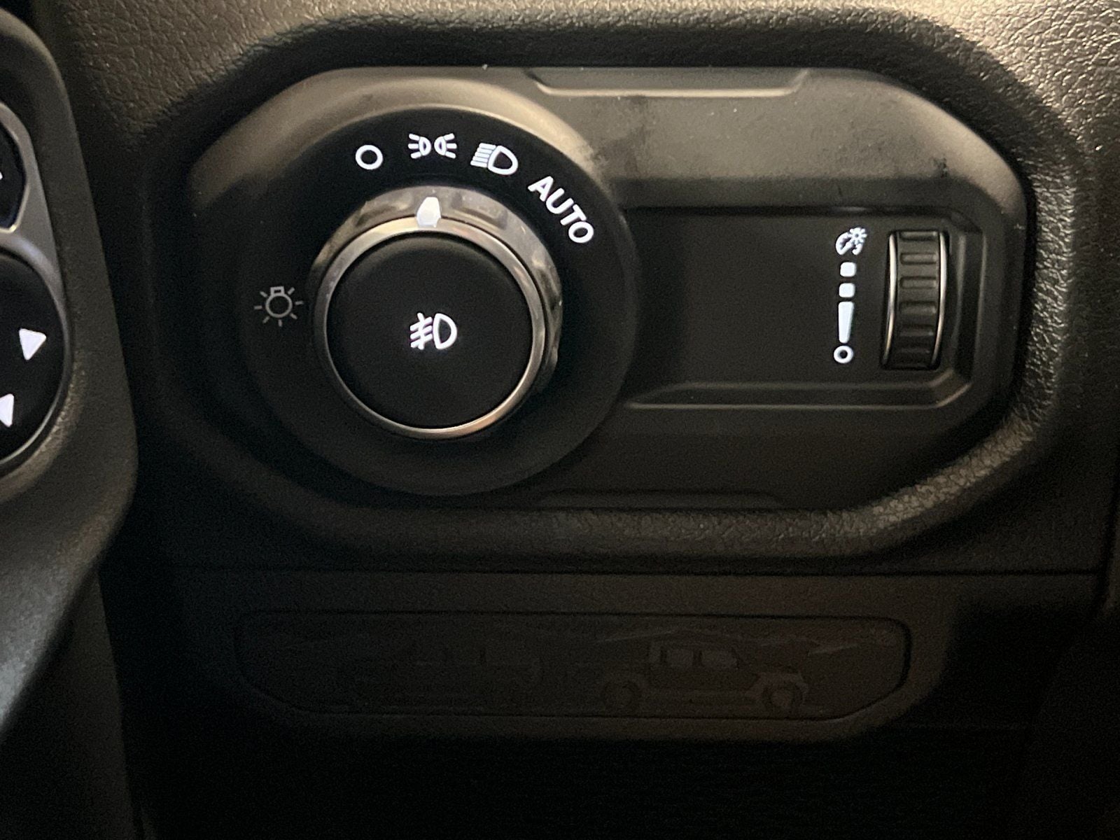 2026 Jeep Wrangler 2-Door Willys - Photo 23