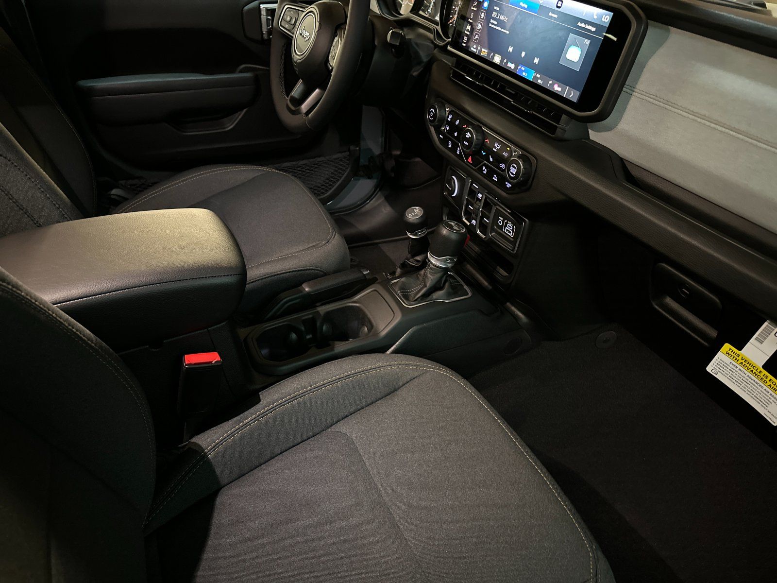 2025 Jeep Wrangler 4-Door Sport S - Photo 15
