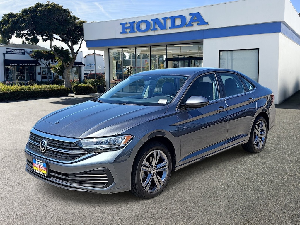 Used 2022 Volkswagen Jetta 1.5T SE Sedan