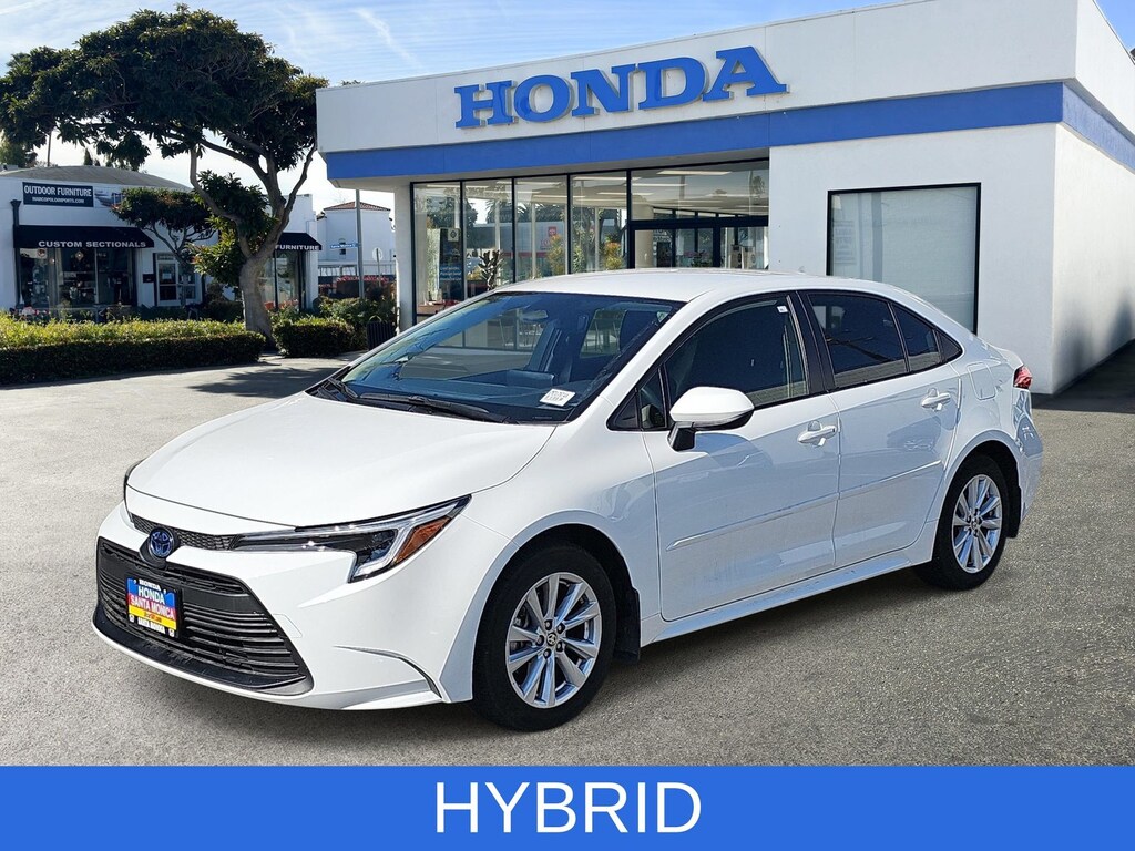 Used 2025 Toyota Corolla Hybrid LE Sedan
