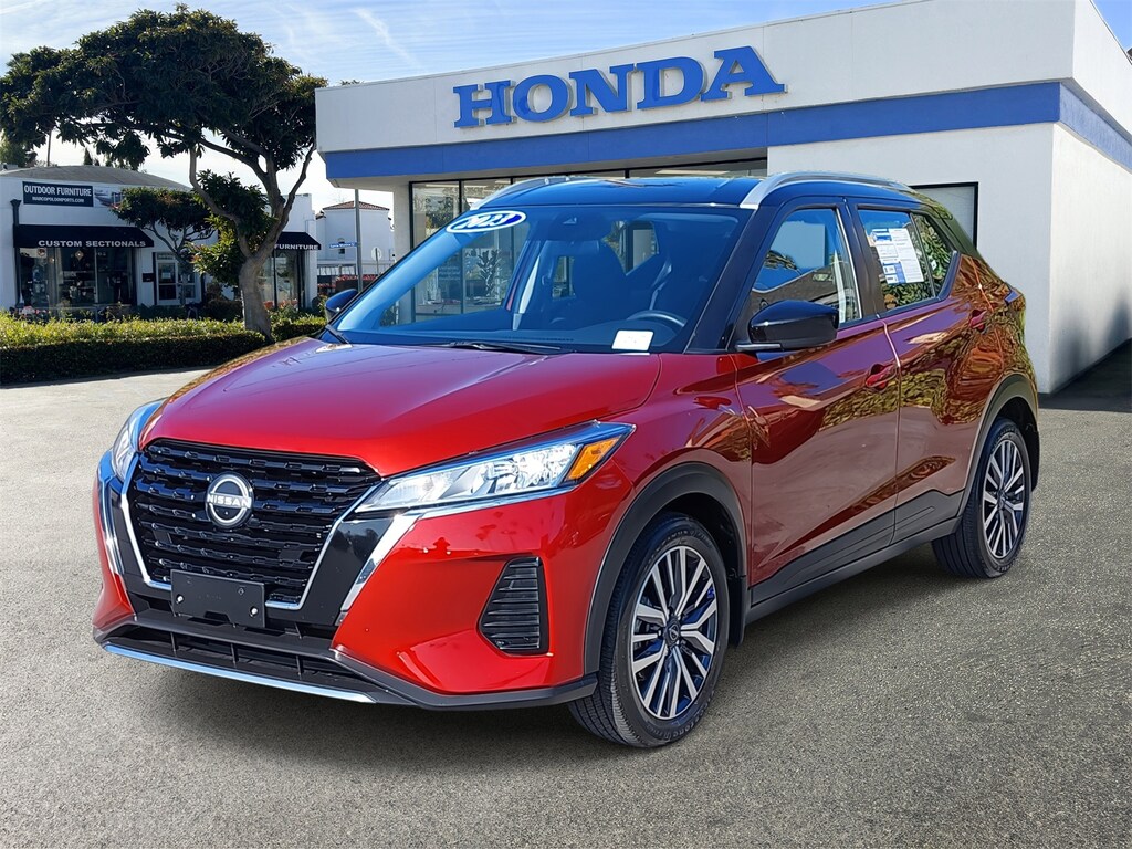 Used 2023 Nissan Kicks SV SUV
