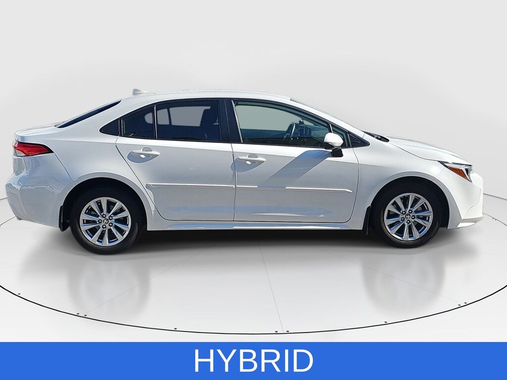 Used 2025 Toyota Corolla Hybrid LE Sedan