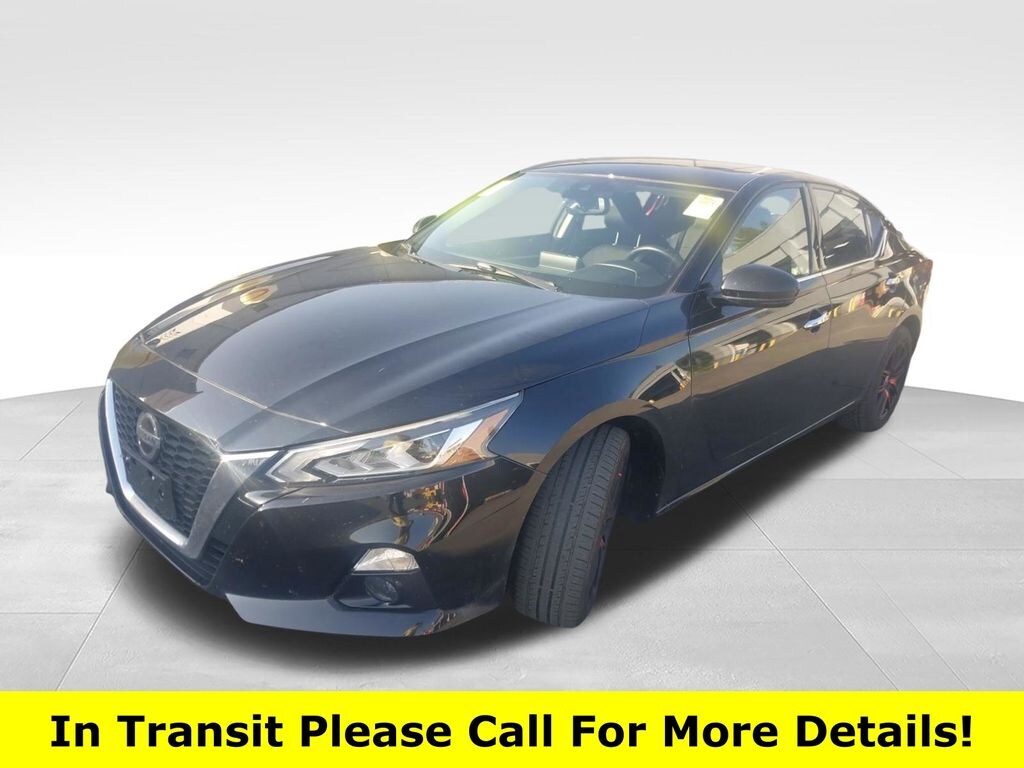 Used 2020 Nissan Altima 2.5 SV Sedan