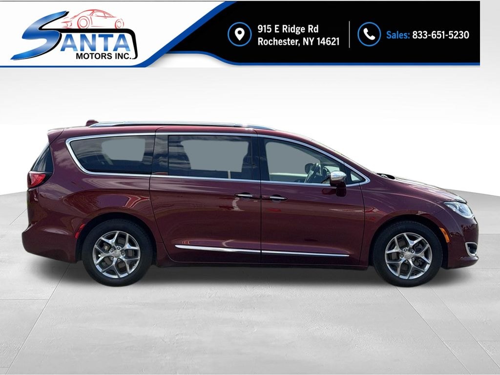 Used 2019 Chrysler Pacifica Limited Minivan/Van