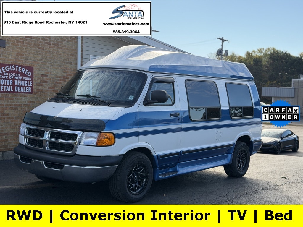 2002 Dodge Ram Van Base's photo