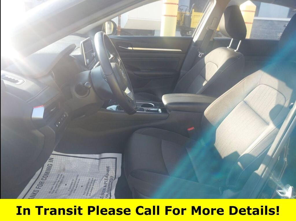 Used 2020 Nissan Altima 2.5 SV Sedan