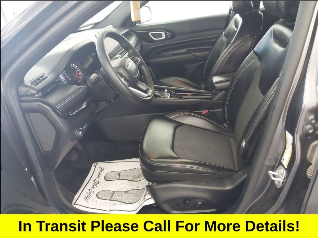 Used 2023 Jeep Compass Latitude SUV