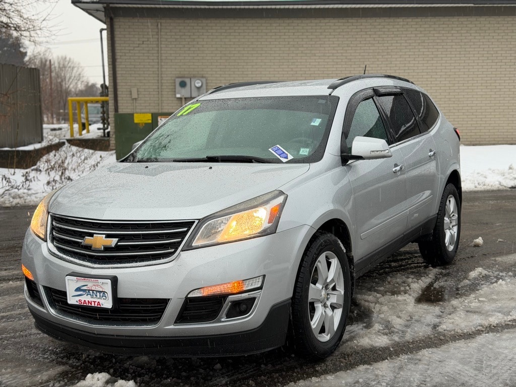 2017 Chevrolet Traverse 1LT's photo