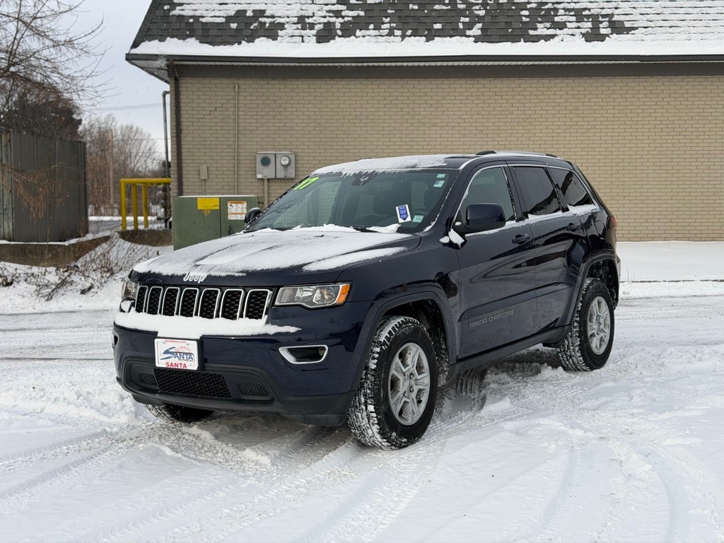 2017 Jeep Grand Cherokee Laredo E's photo