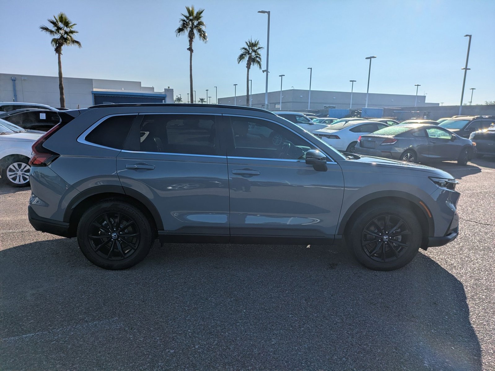 2023 Honda CR-V Hybrid Sport photo 4