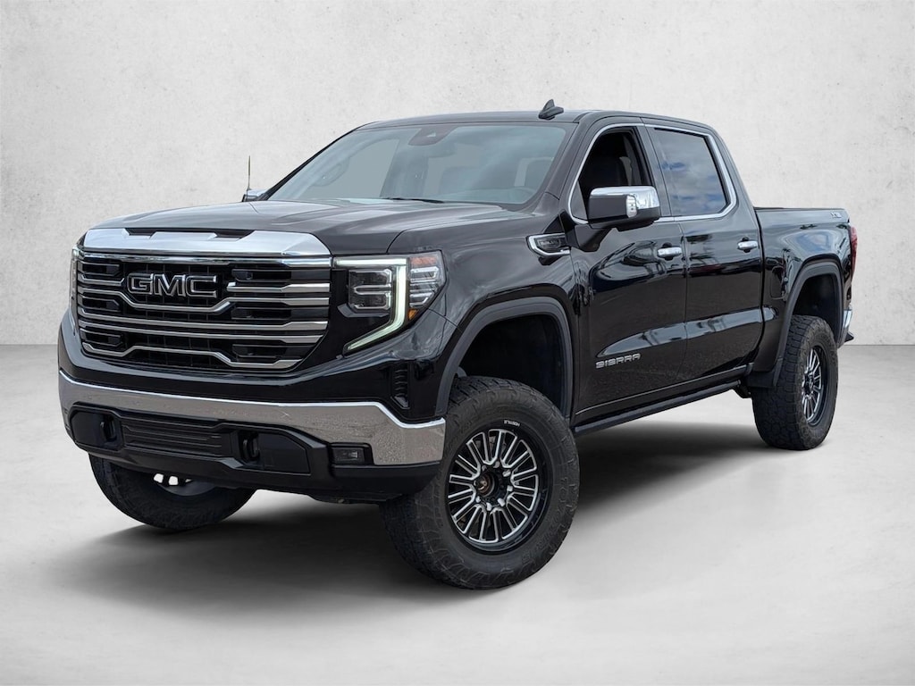 Used 2023 GMC Sierra 1500 SLT Truck Crew Cab