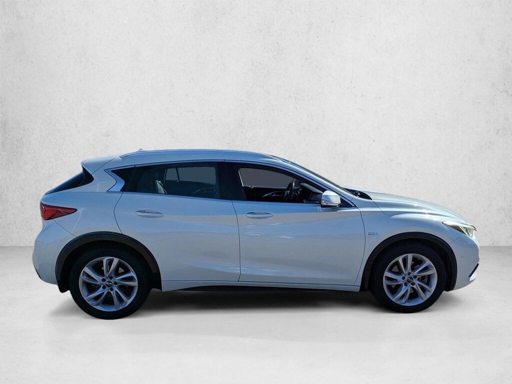 Used 2018 INFINITI QX30 Premium SUV