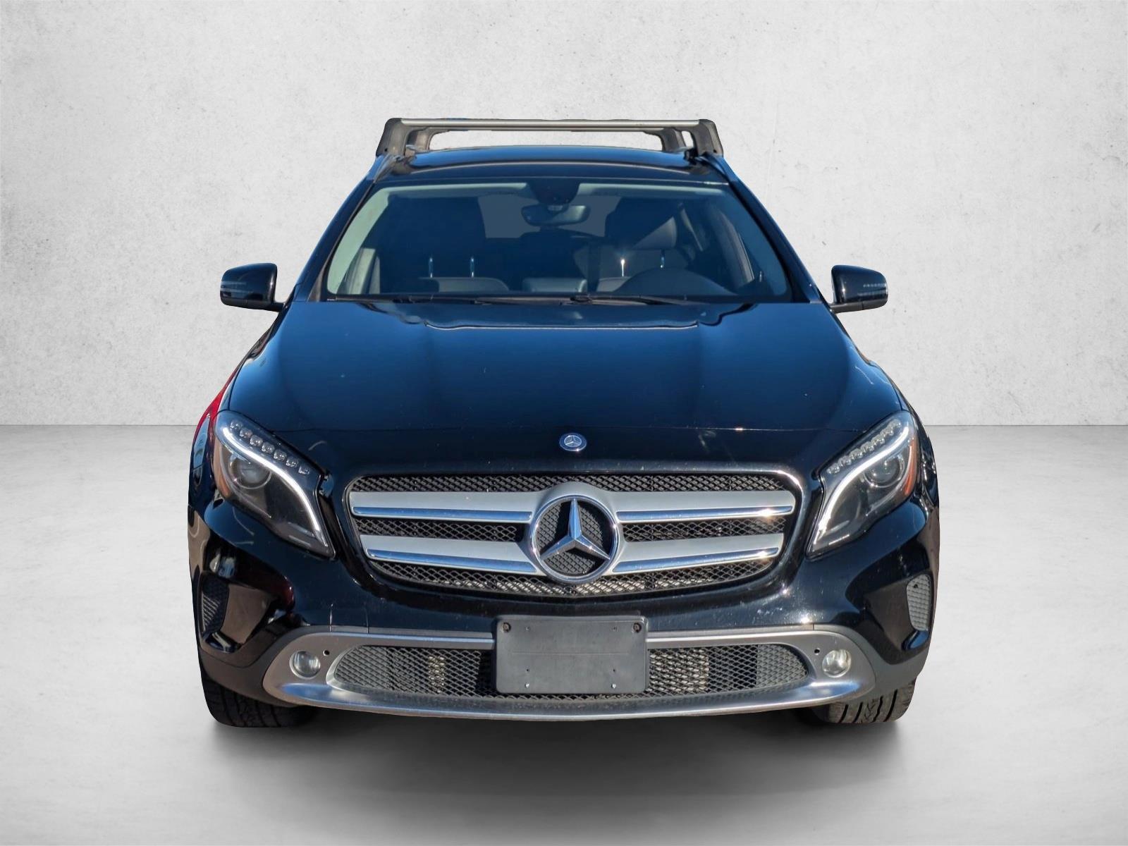 2015 Mercedes Benz GLA 250 photo 2