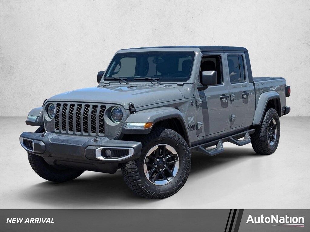 Used 2023 Jeep Gladiator Sport Truck Crew Cab