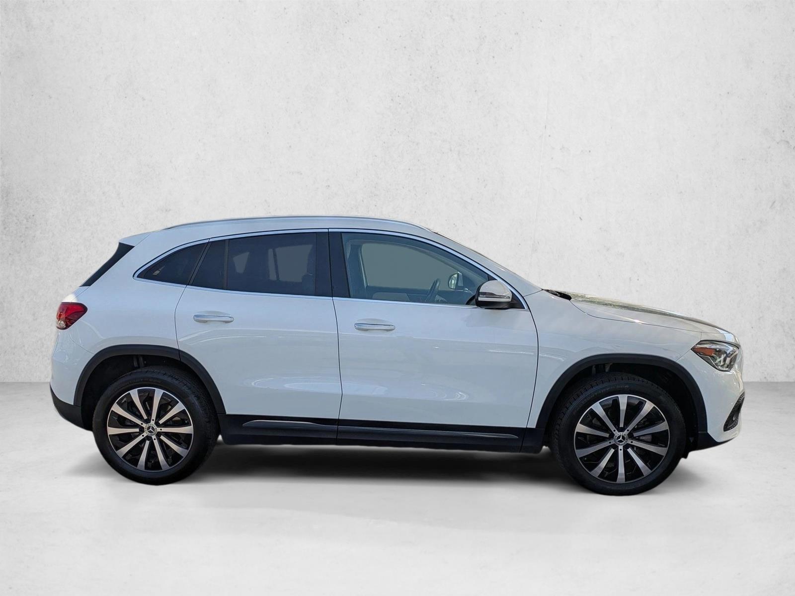 2023 Mercedes Benz GLA 250 photo 4
