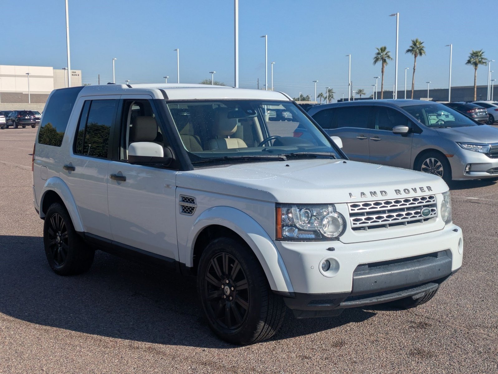 2013 Land Rover LR4 HSE photo 3