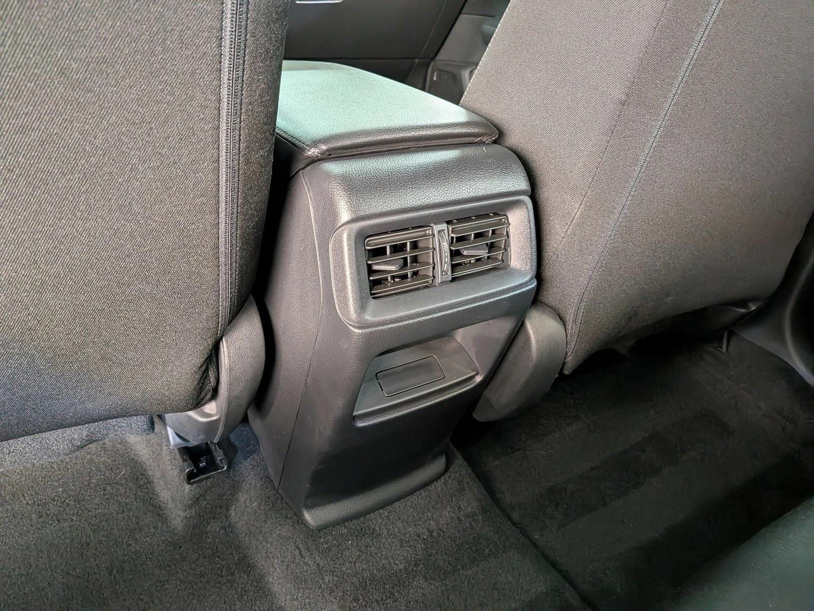 2025 Honda CR-V LX - Photo 23