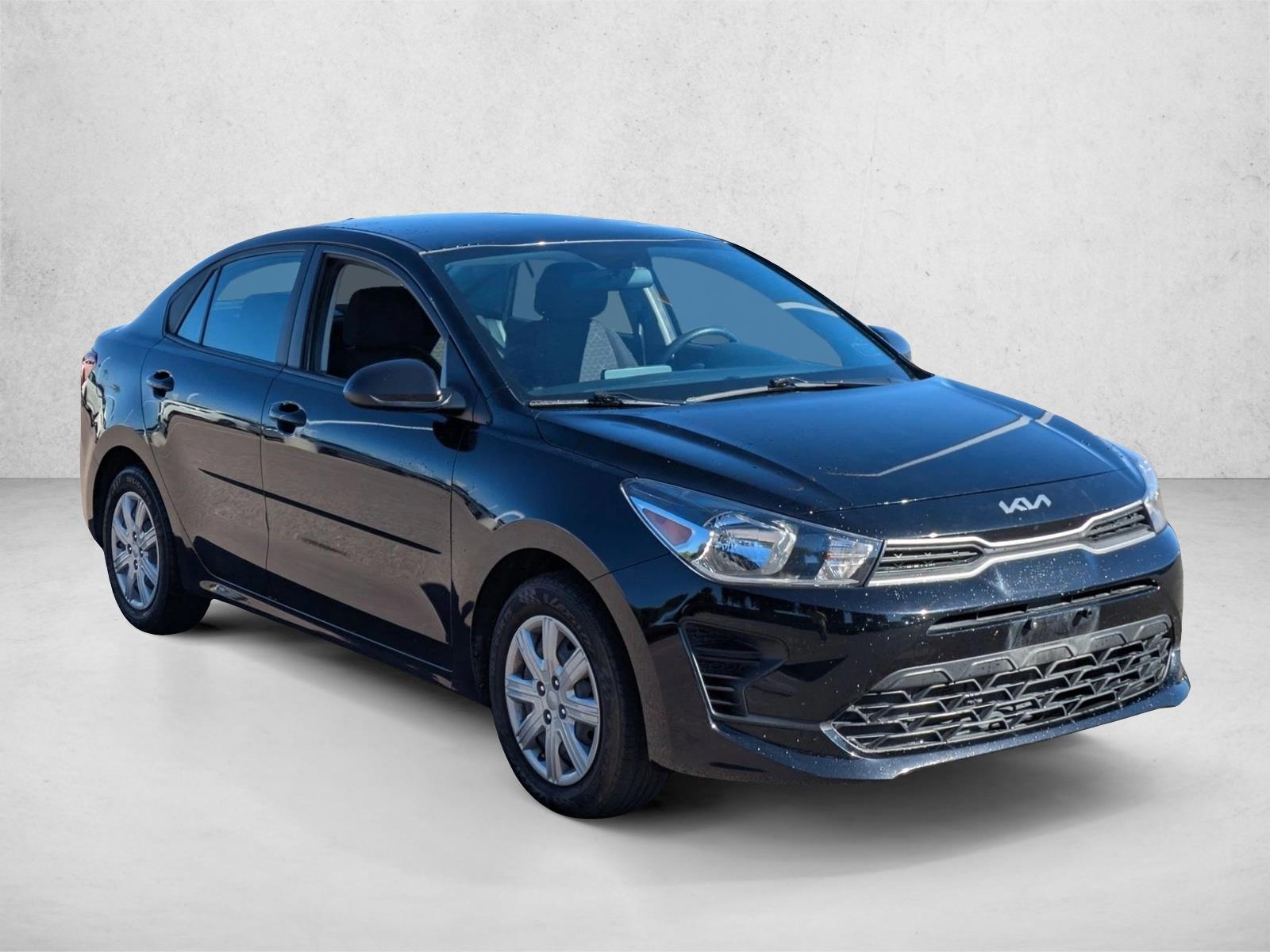 2023 Kia Rio LX S photo 3