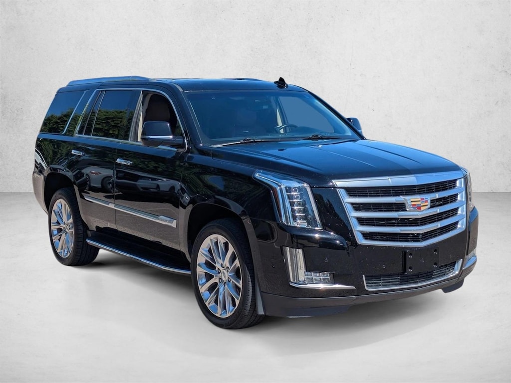 Used 2019 CADILLAC Escalade Luxury SUV