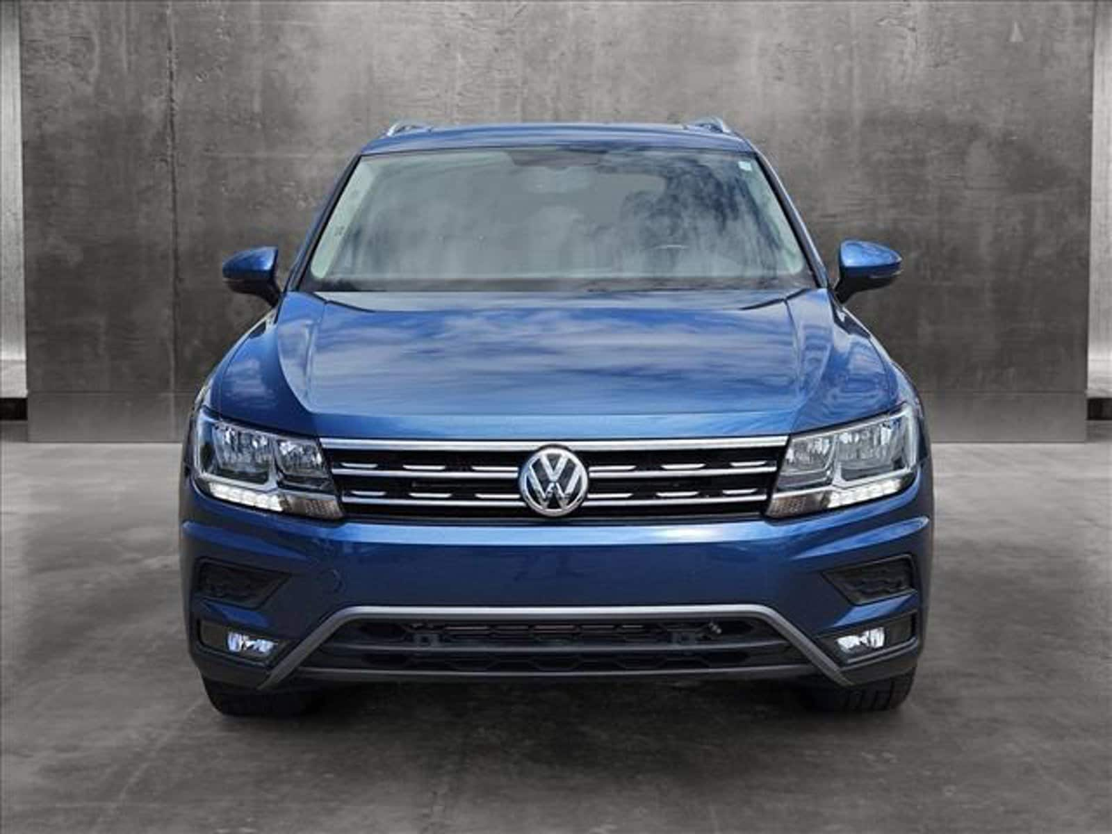 Used 2019 Volkswagen Tiguan SEL with VIN 3VV3B7AX8KM126510 for sale in Chandler, AZ