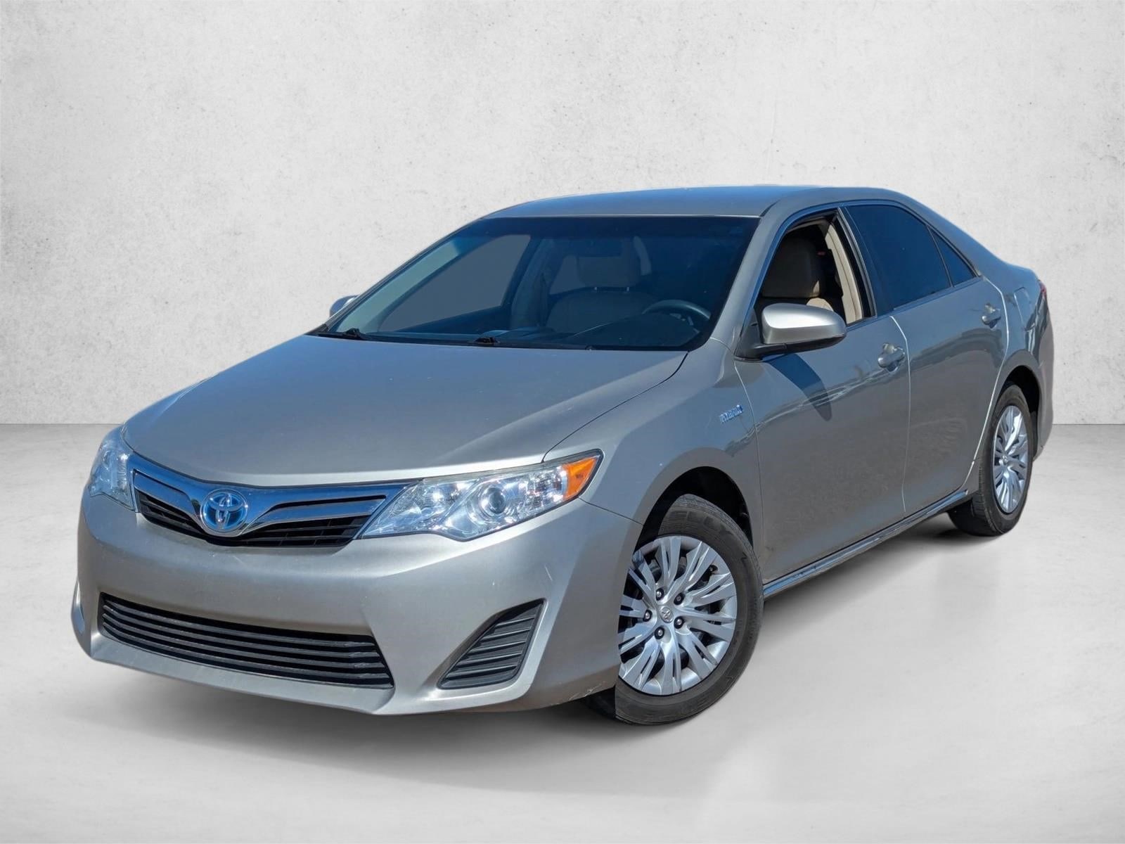 2014 Toyota Camry LE Hybrid